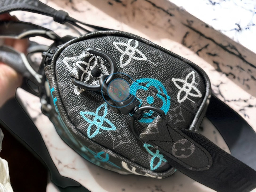 LV Graffiti Mini Keepall Bag