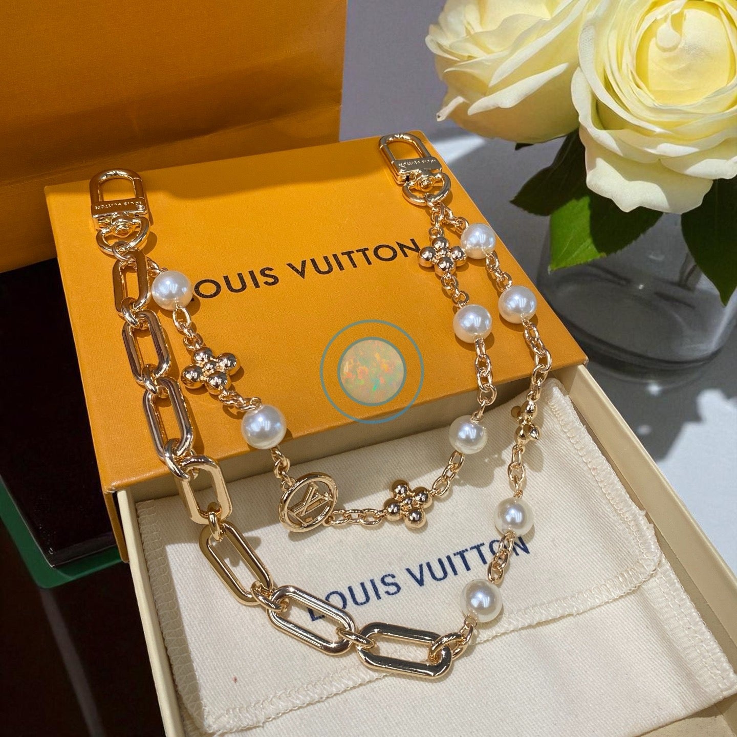 LV Pearl Bag Chain